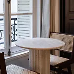 Stylish Apartment - 1Br-4P - Vendome Square